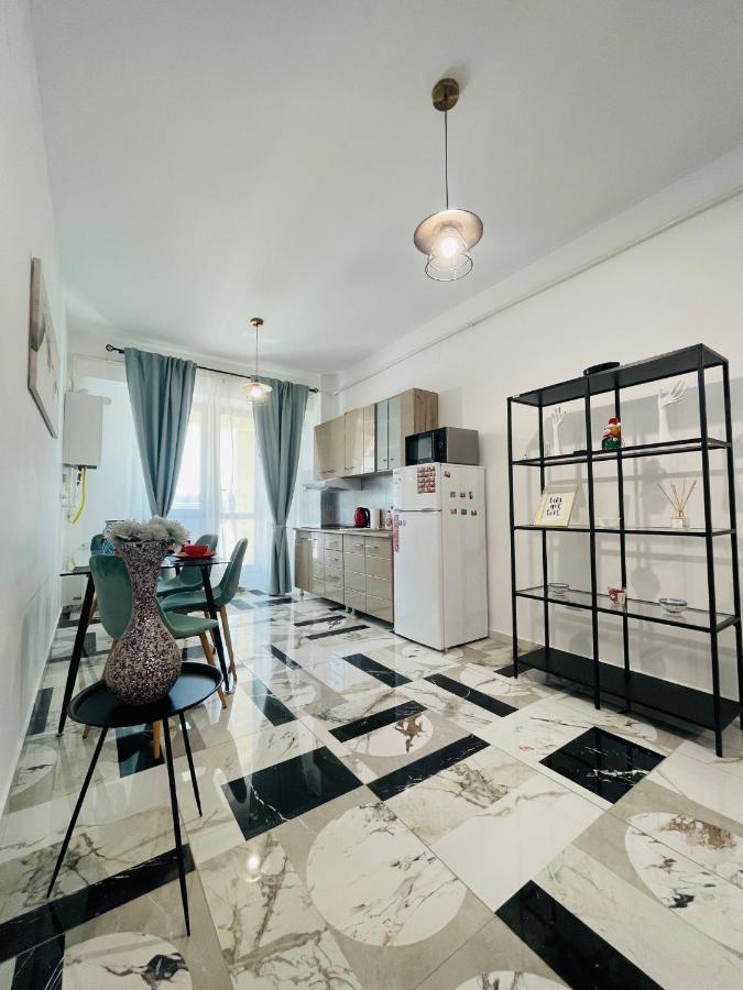 Family Apartment Near Palas Mall Яссы Экстерьер фото