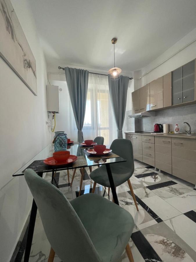 Family Apartment Near Palas Mall Яссы Экстерьер фото